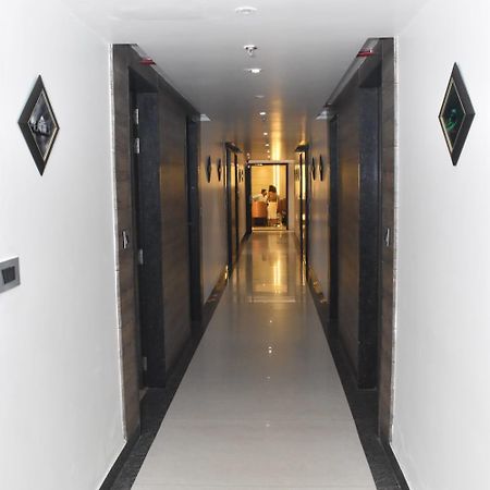 Hotel Parklane Agra (Uttar Pradesh) Exterior photo